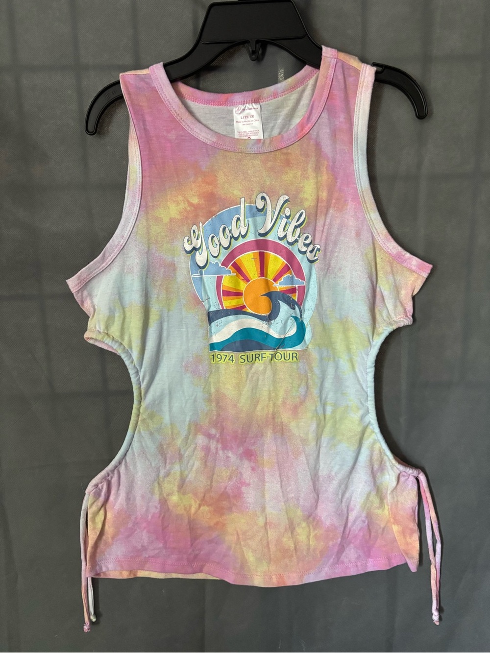 NoBo Juniors L (11-13) Good Vibes Tank Top Shirt Side Cutout Cinches Tie Dye